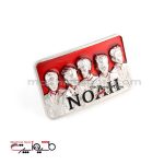 آرم جلو پنجره گروه راک noah