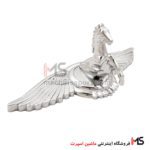 آرم ایستاده روی کاپوت اسب