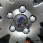 گل پیچ رینگ چرخ ماشین